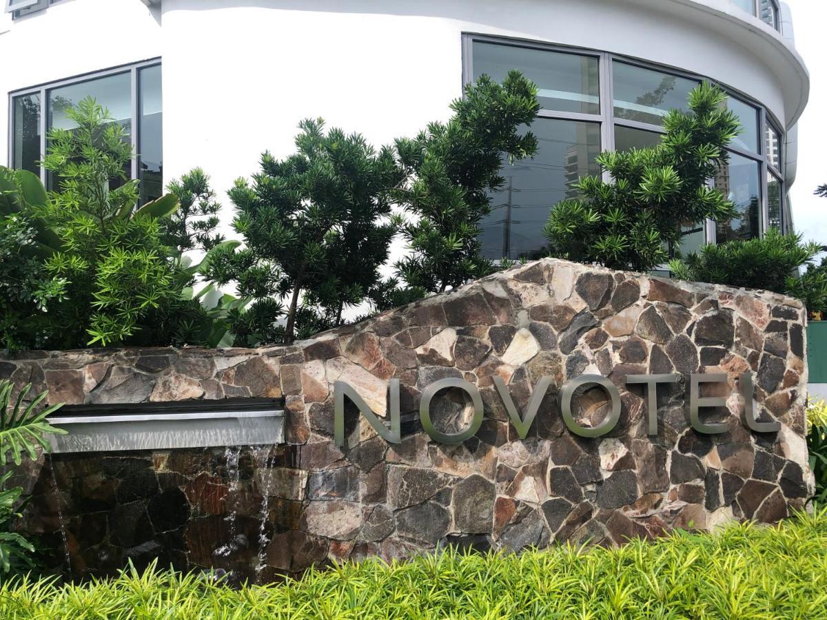 Luxxe Interior Design Condo - Novotel Residences At Acqua Private Residences Mandaluyong Exterior foto